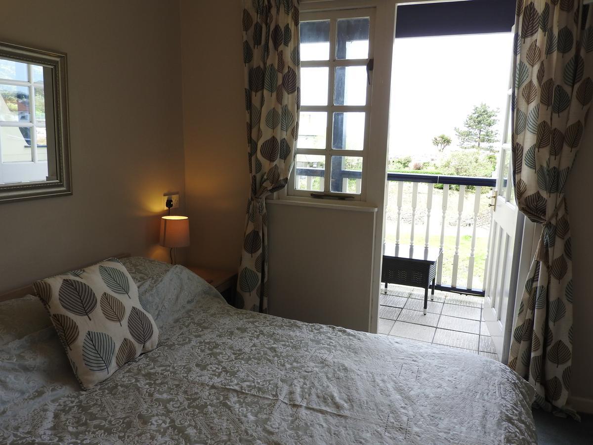 Riverside Cottage B&B Линмут Экстерьер фото