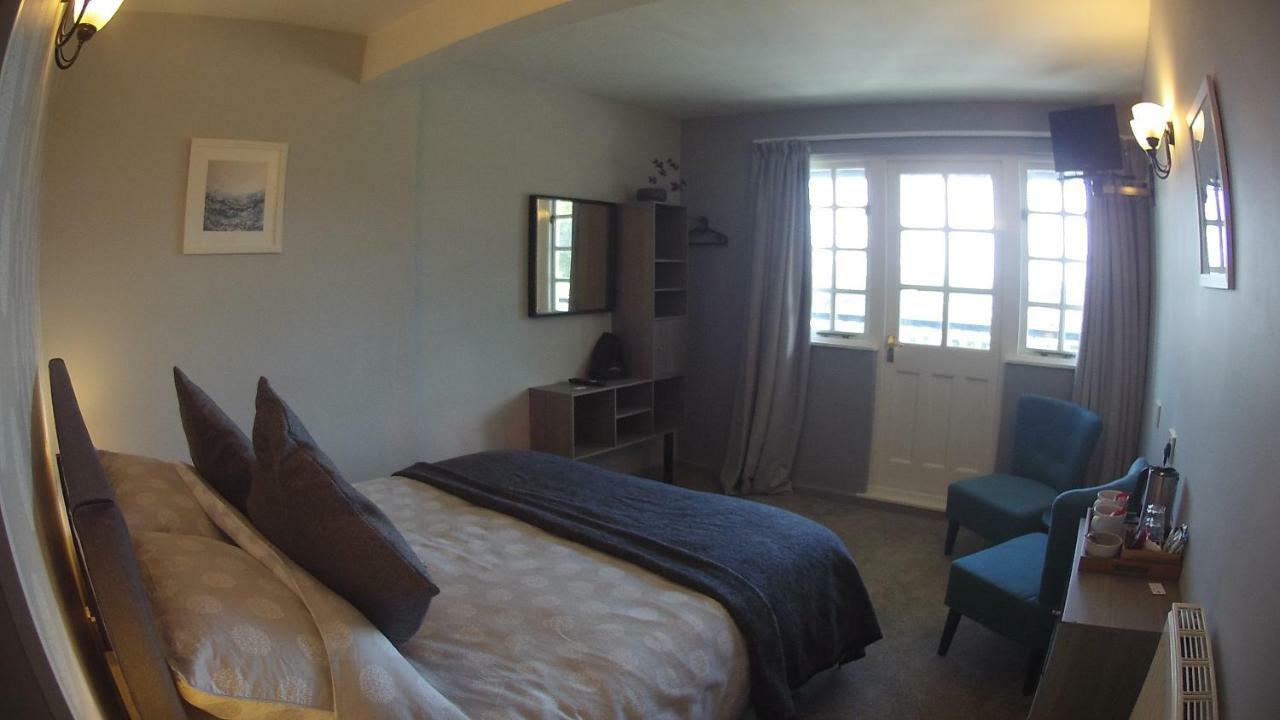 Riverside Cottage B&B Линмут Экстерьер фото