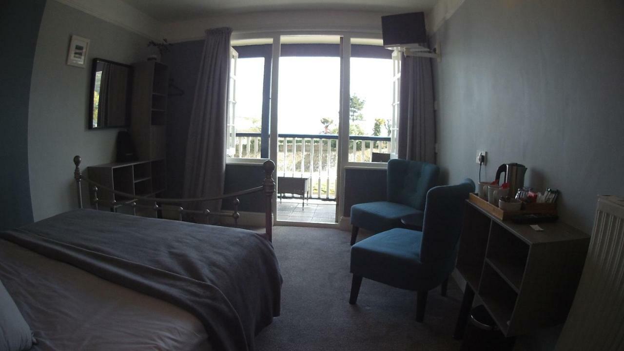 Riverside Cottage B&B Линмут Экстерьер фото